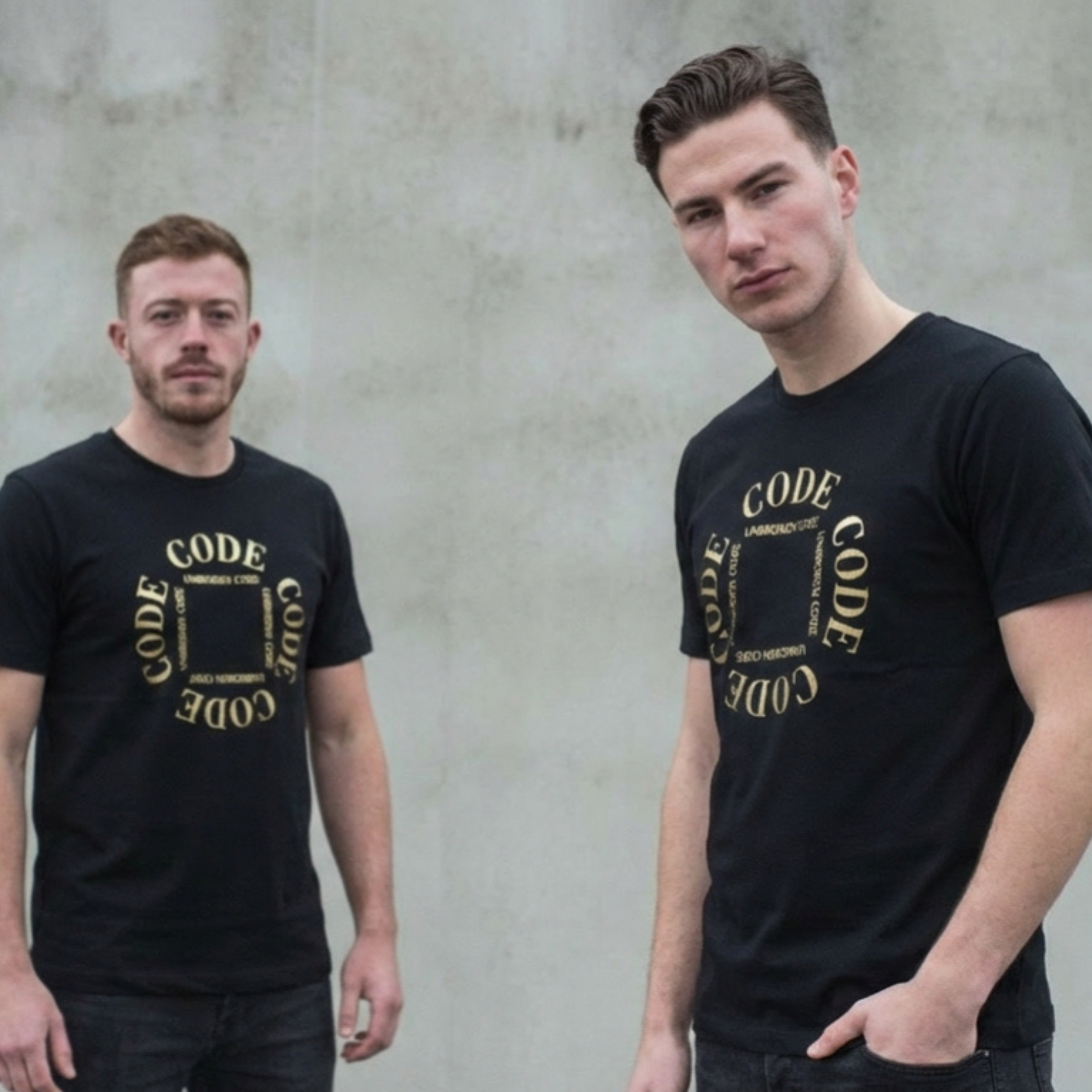 GOLDEN BLOCK BLACK TEE